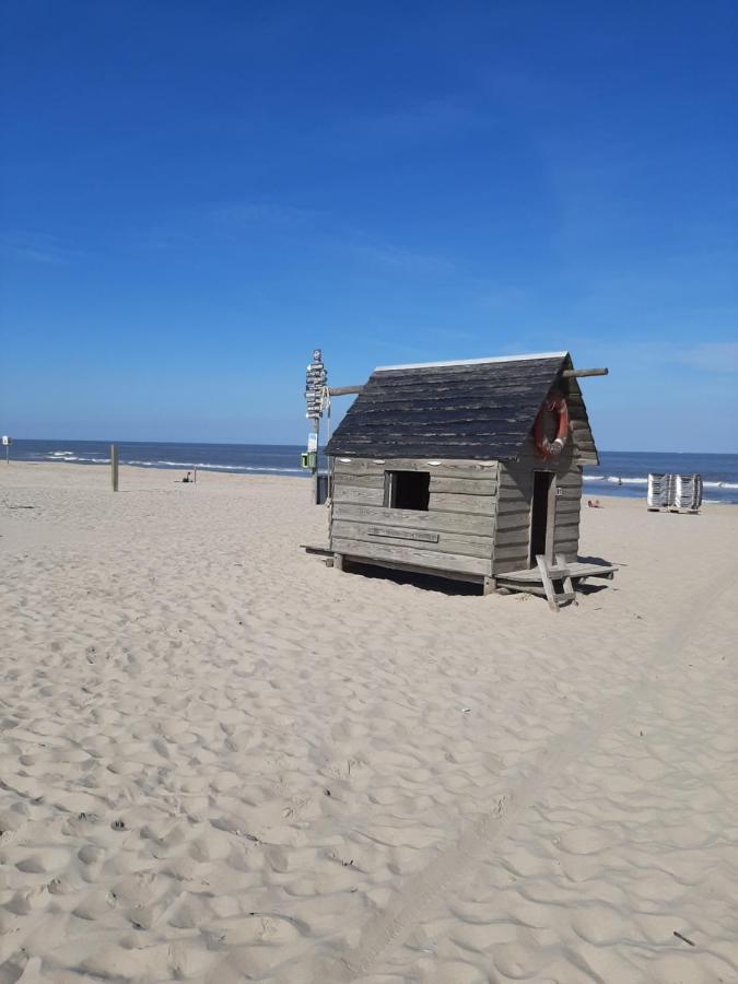 Huisje Finn, Met Grote Tuin En Veel Privacy Dirkshorn Exterior photo