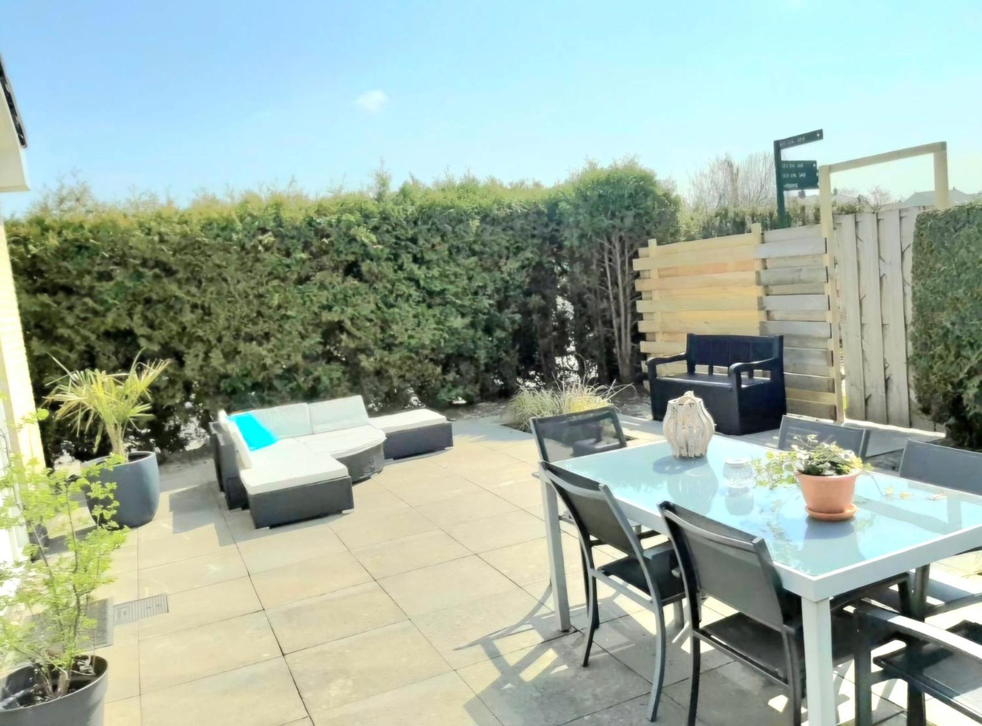 Huisje Finn, Met Grote Tuin En Veel Privacy Dirkshorn Exterior photo