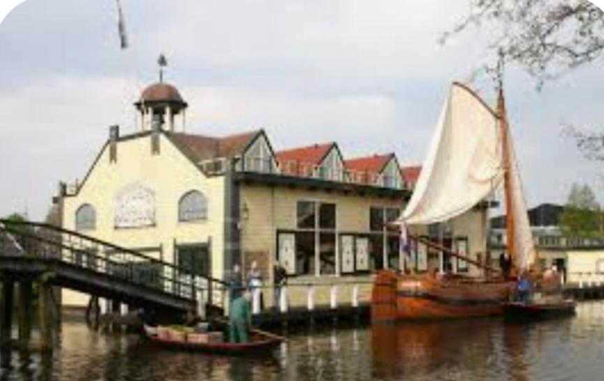 Huisje Finn, Met Grote Tuin En Veel Privacy Dirkshorn Exterior photo